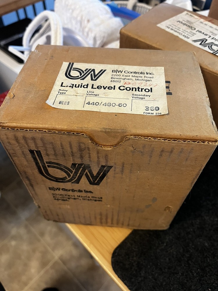 B/W Controls Liquid Level Control 440/480 And 360 Sec