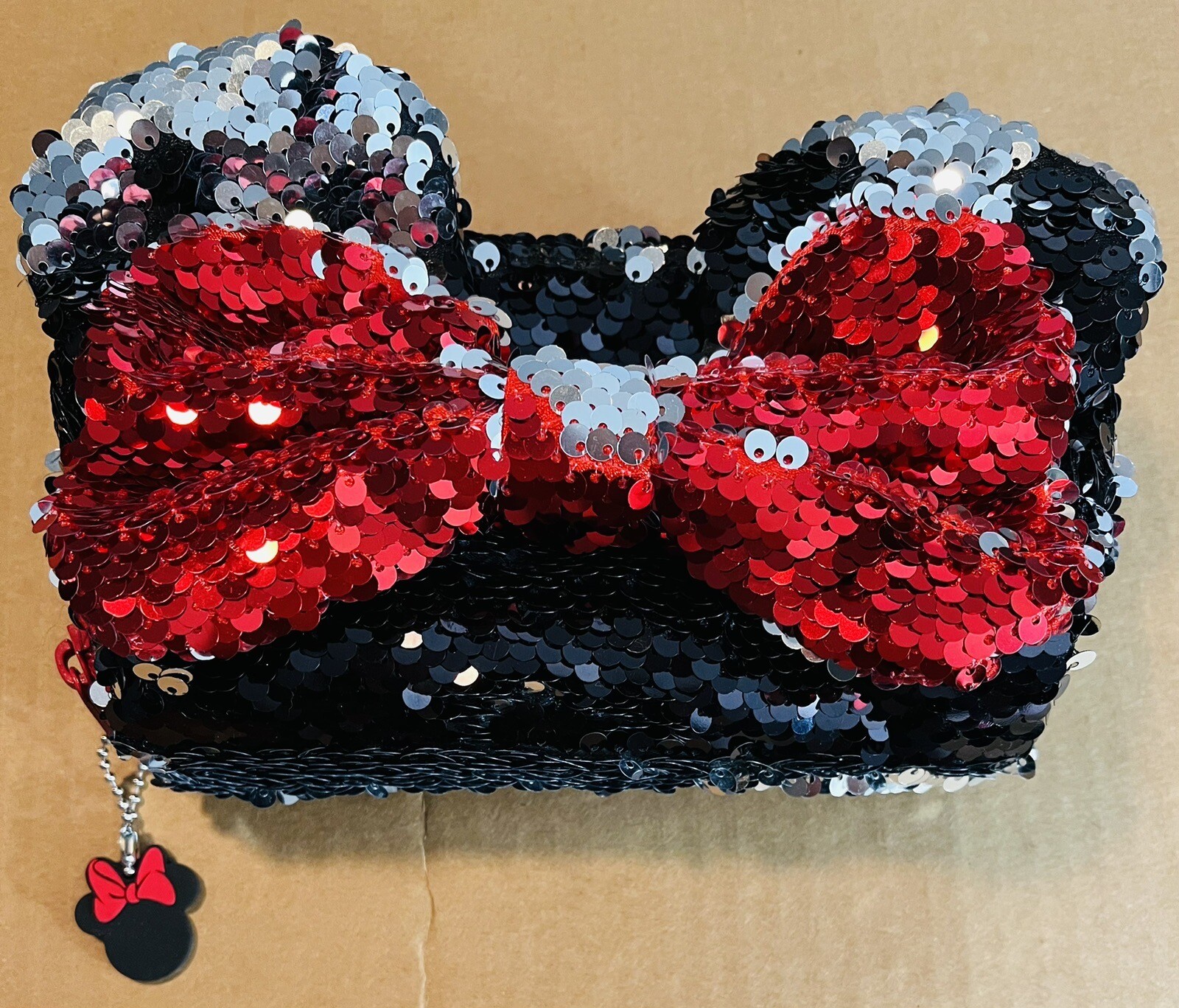 Disney Minnie Mouse Coin Purse, Cosmetic Bag, Pencil Case Reversible Sequin NWOT