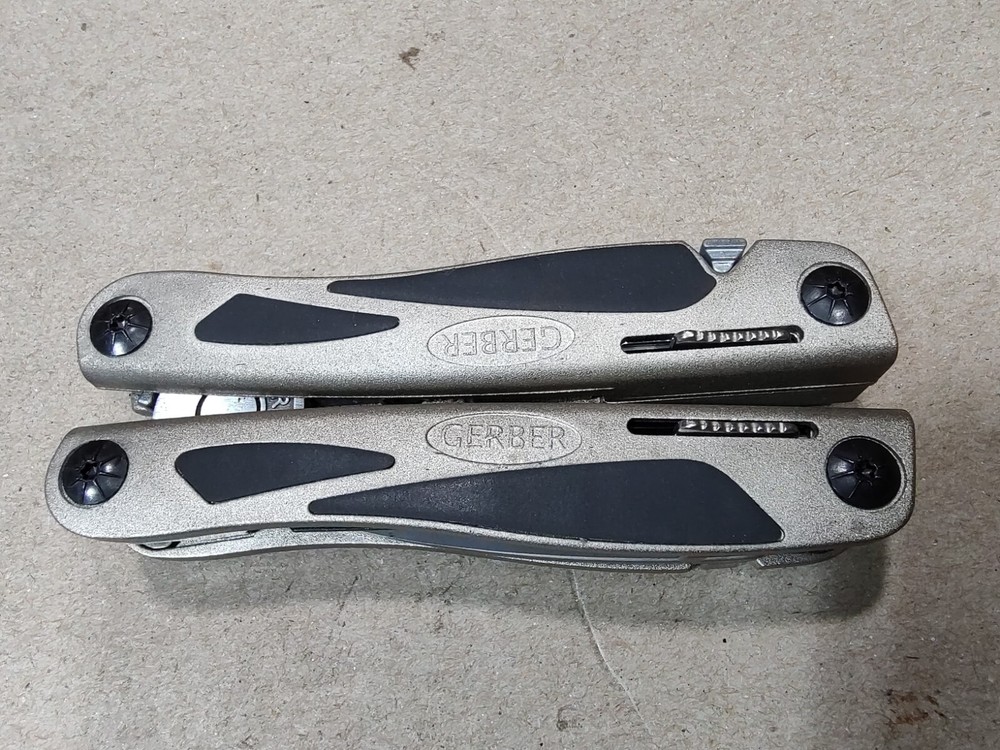 GERBER Multi-Tool, Champagne, 11 Tools, 48239