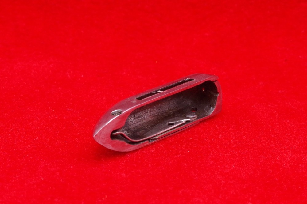 ORIGINAL SINGER 12 K BOAT SHUTTLE & 2 BOBBINS