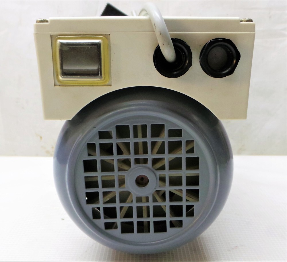 Leybold D1.6B Trivac Rotary Vane Vacuum Pump.