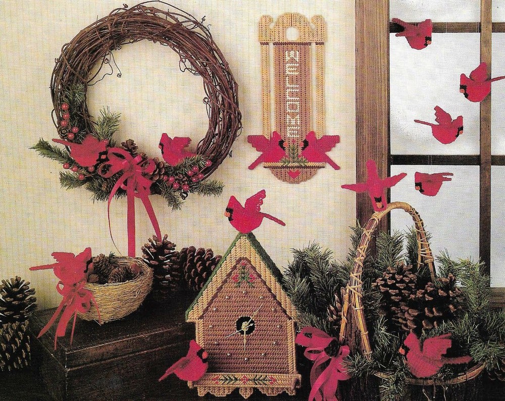 COLORFUL CARDINALS BIRD CLOCK WREATH MOBILE PLASTIC CANVAS PATTERN INSTRUCTIONS