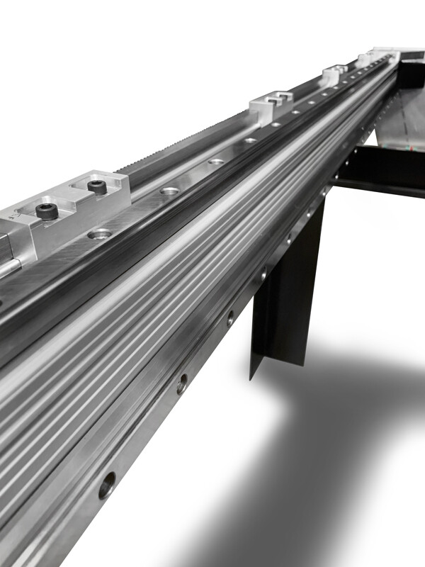 STV CNC 5x10 Plasma Cutting Table with Hypertherm Powermax45 XP Machine