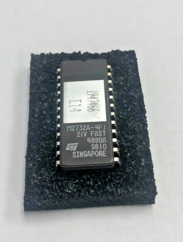 NEW M2732A-4F1 Ceramic Ic DIP-24.