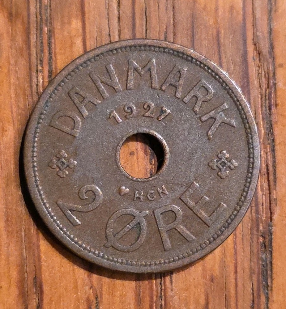 1927 Denmark 2 Ore Crowned CXC Monogram 21mm Bronze Coin.