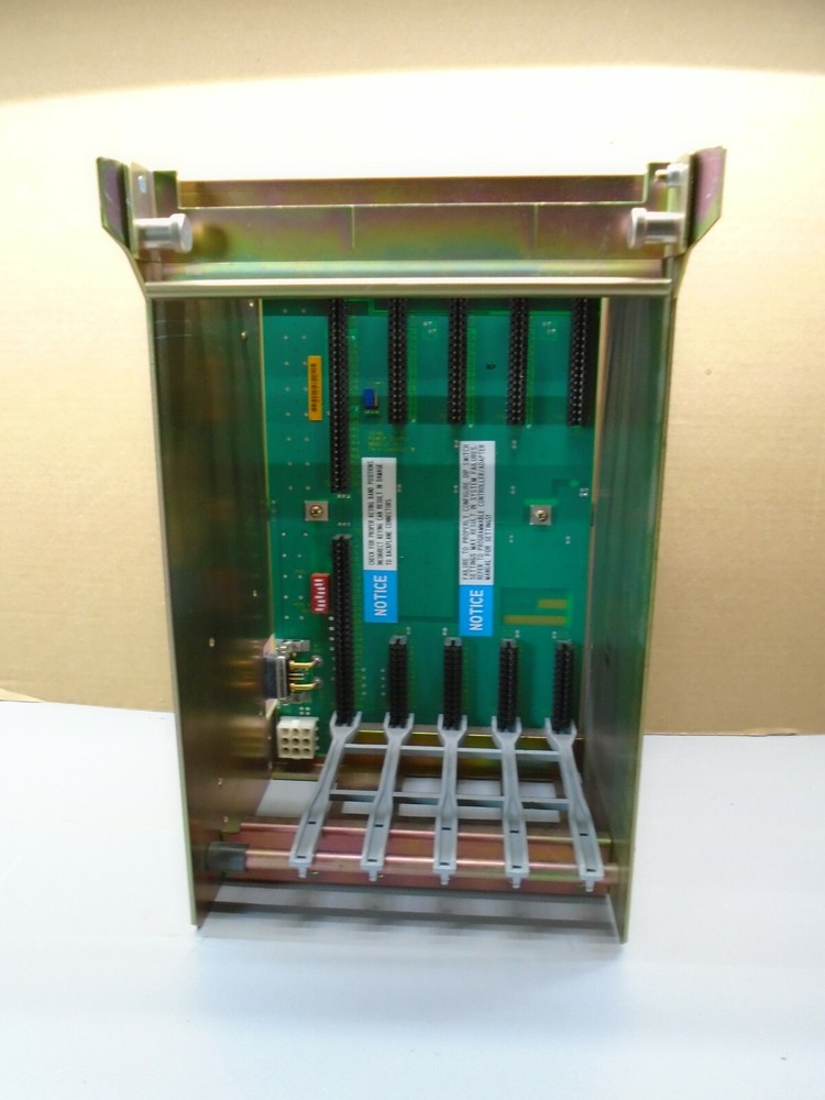 1771-A1B /B Allen Bradley PLC 5 Chassis 1771A1B