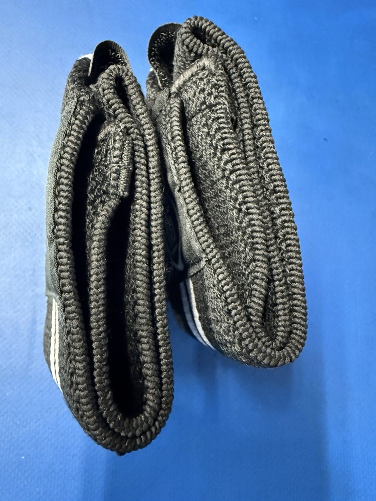 Kg/lb Elastic Wrist wraps with “hook & loop”