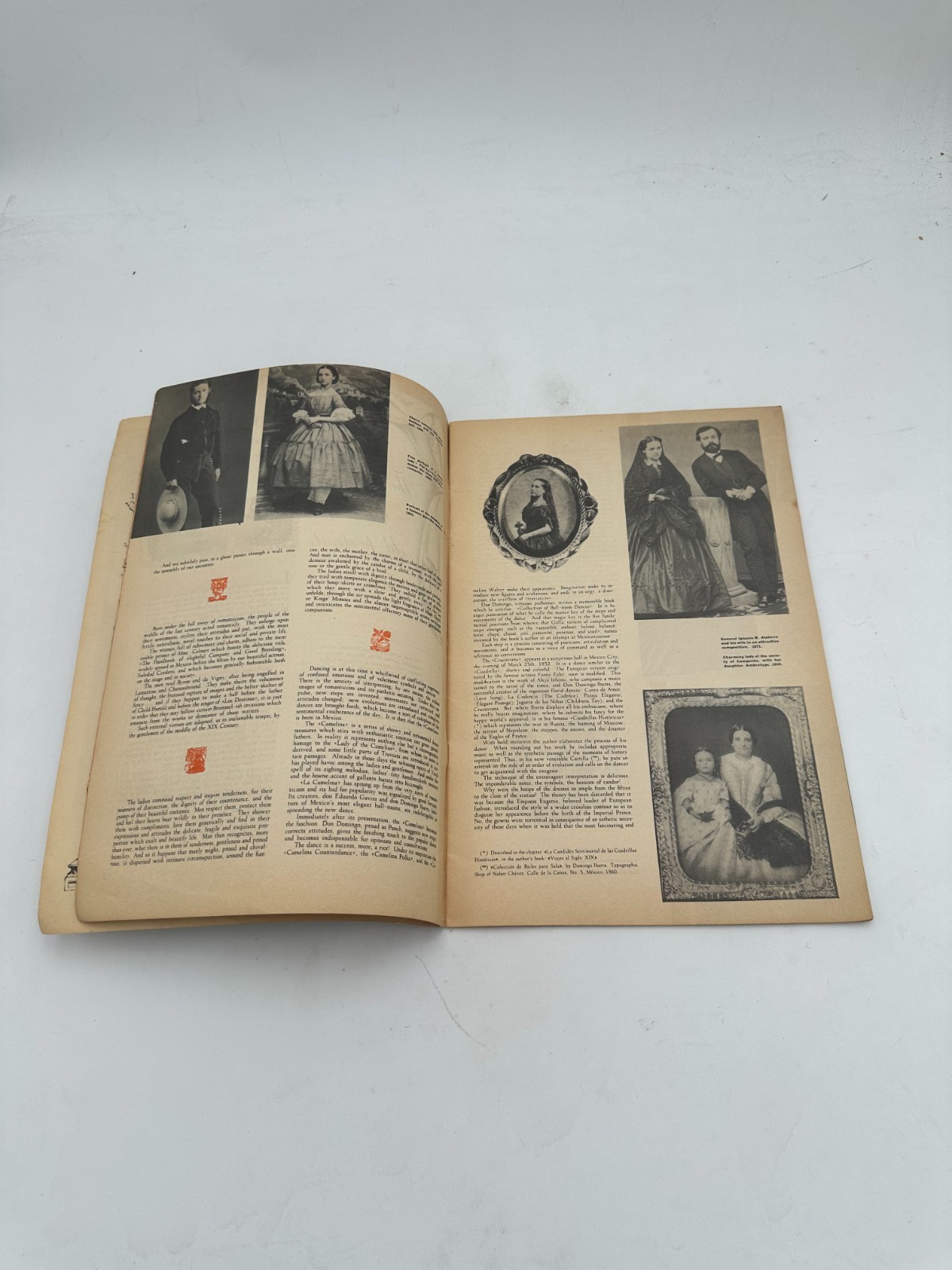 Lot of 4 Vintage 1938-1939 Mexican Art & Life Magazines Rare