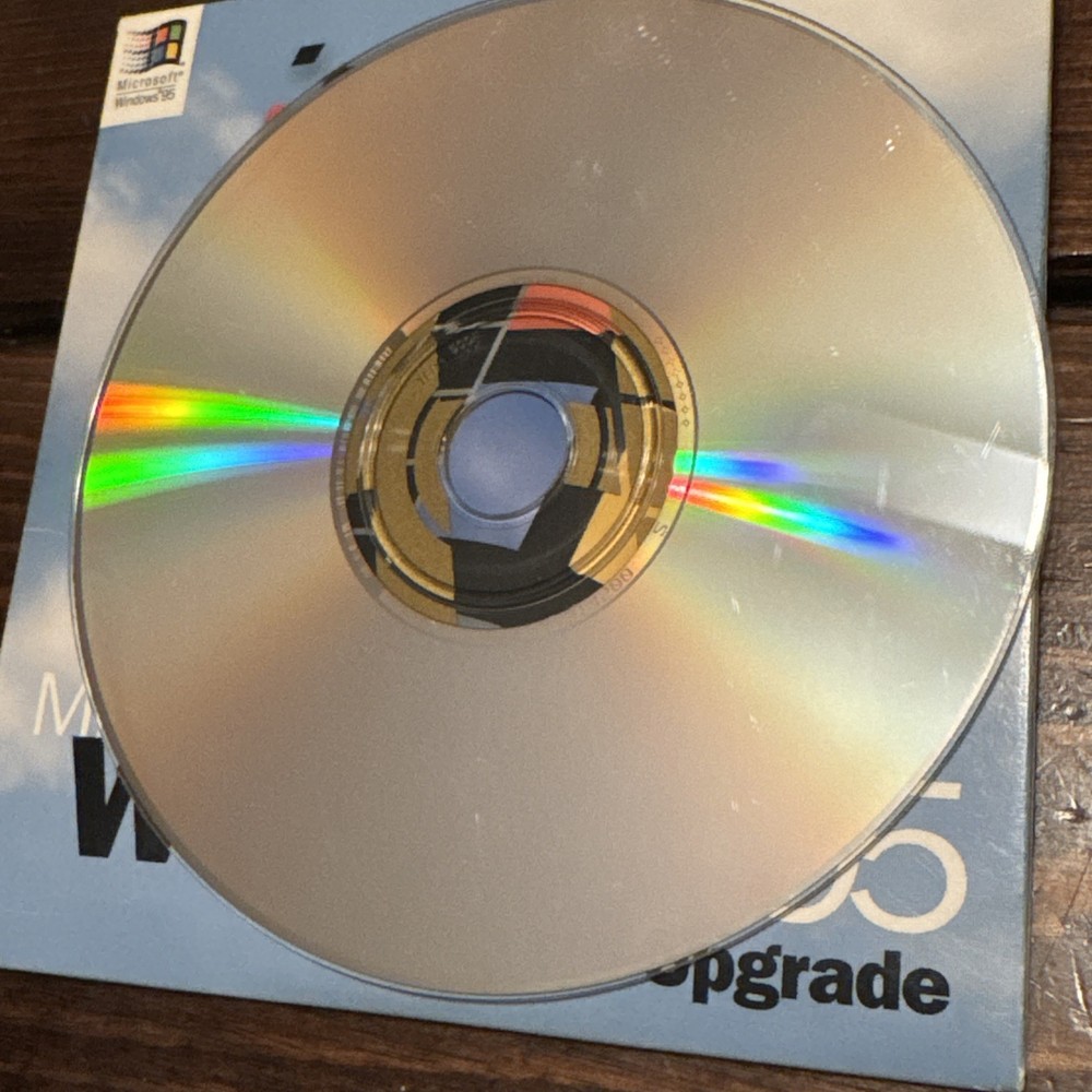 Microsoft Windows 95 Upgrade Disc CD W/ Product Key