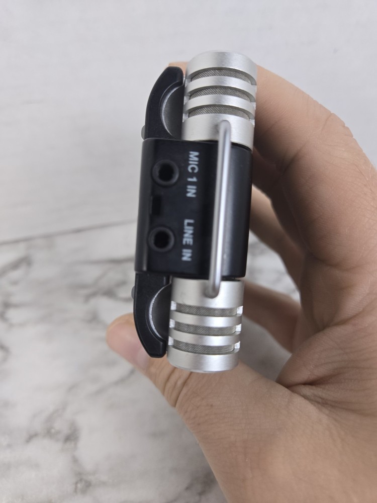 Tascam (DR-1) Portable Digital Recorder (READ) UNTESTED