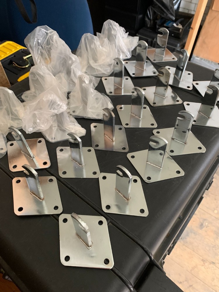 Gridwall Mesh Display Panels Chrome Accessories Hooks Basket Retail Shopfitting