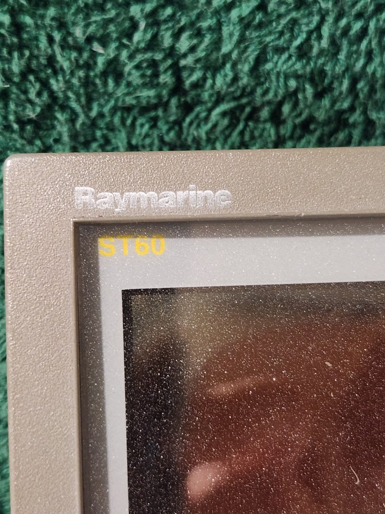 Raymarine ST60 Depth Display Control Unit A22010 powers on Needs Display Repair!