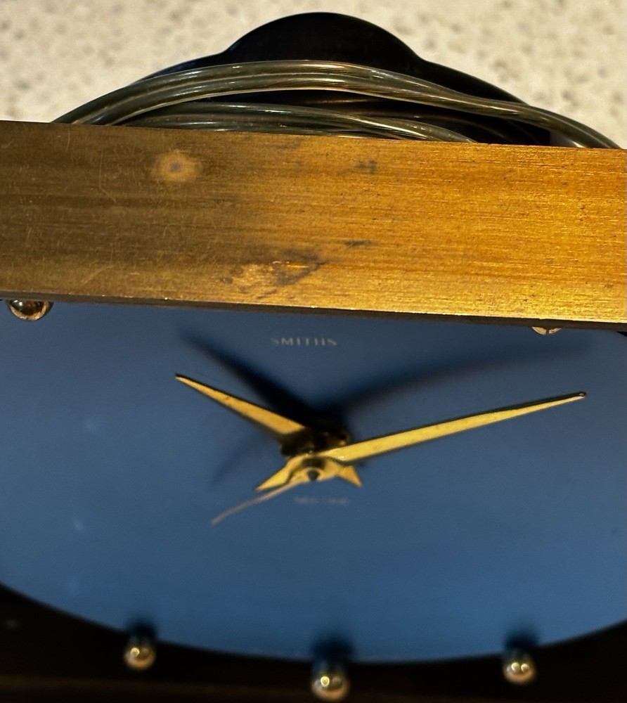 Smiths Art Deco Mantle Clock ( Missing Glass, Untested )