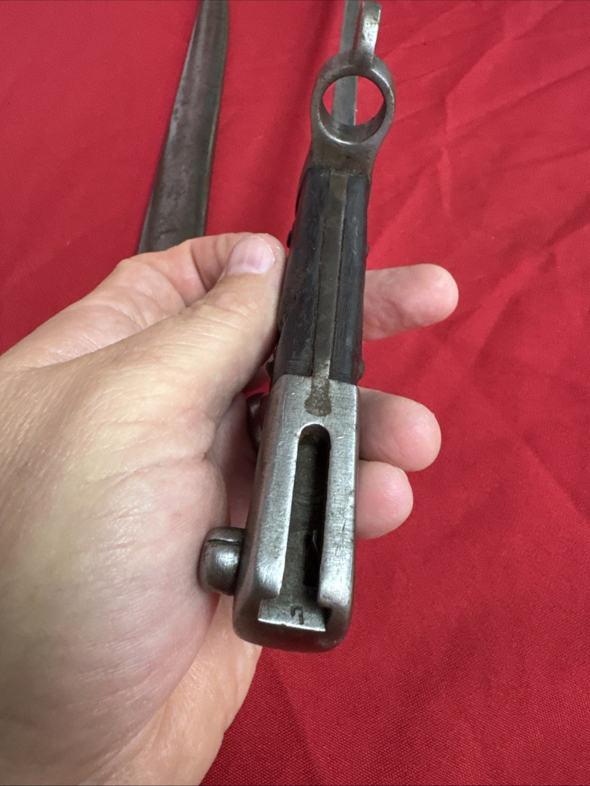 PORTUGUESE MODEL 1885 BAYONET WITH SCABBARD MARKED STEYR A946