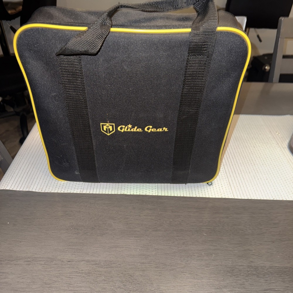 Glide Gear TMP100 Tablet/Smartphone Teleprompter – Open Box w/ Case