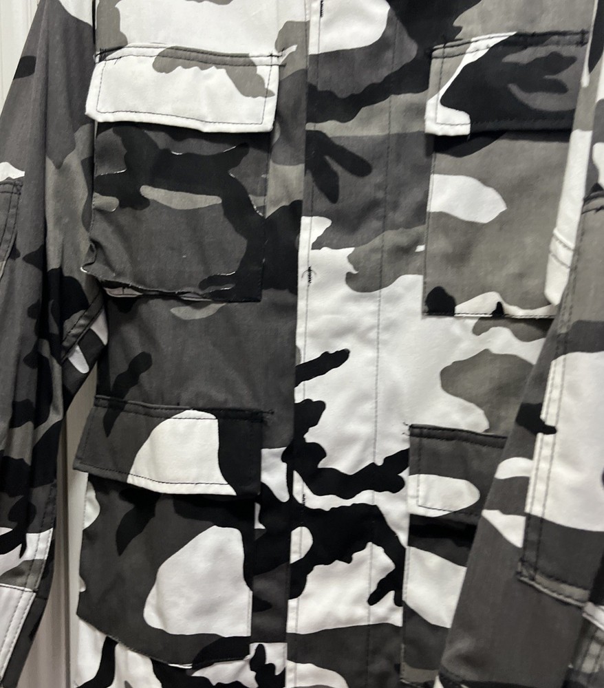 Black and White Military Camo Jacket Medium