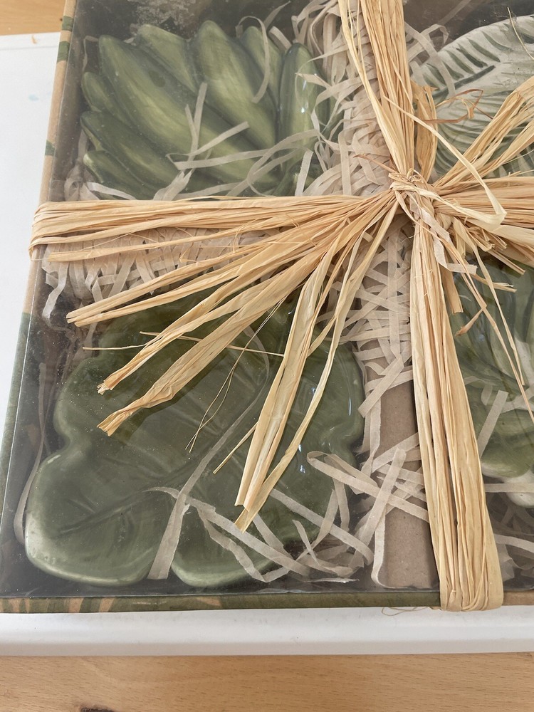 Leaf Dishes Gift Set - 4 In Set - For Dips, Candy - Boxed - NEW