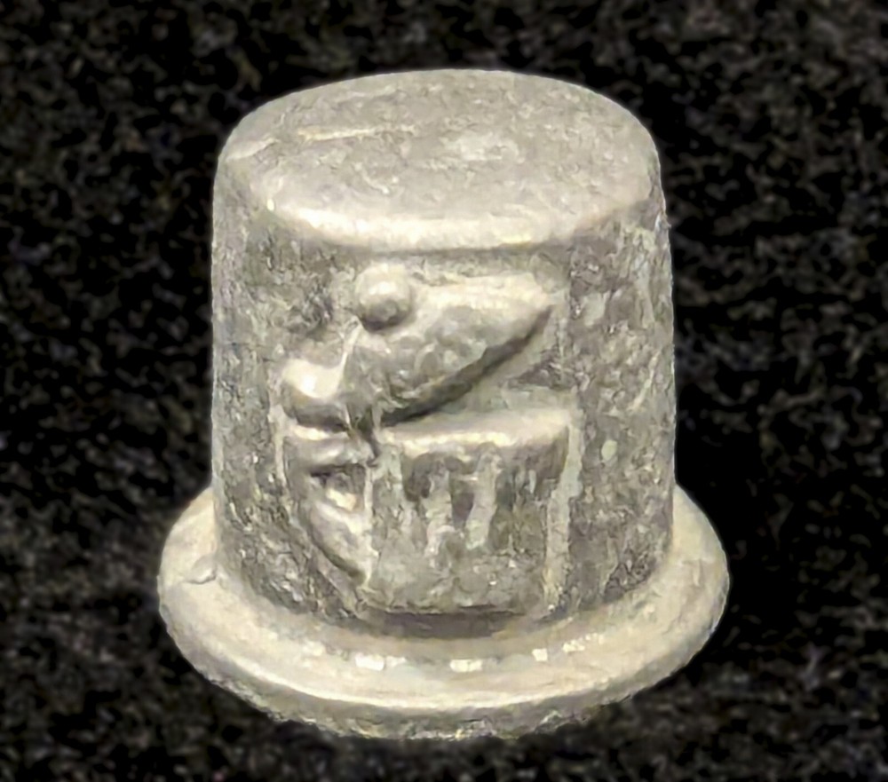 Old Silver Thimble