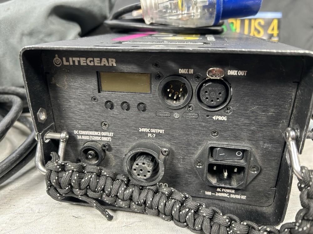 LiteGear LiteTile Plus 4 - 2 Light Kit with Accessories and Case
