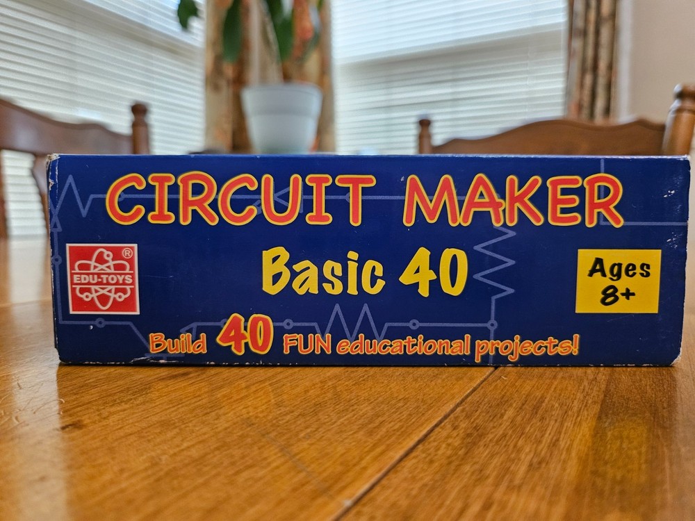 NEW STEM Circuit Maker Skill Builder 40 different projects Basic 40 EDU-Toys