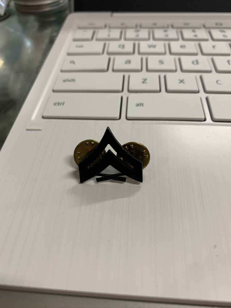 USMC Corporal Pin