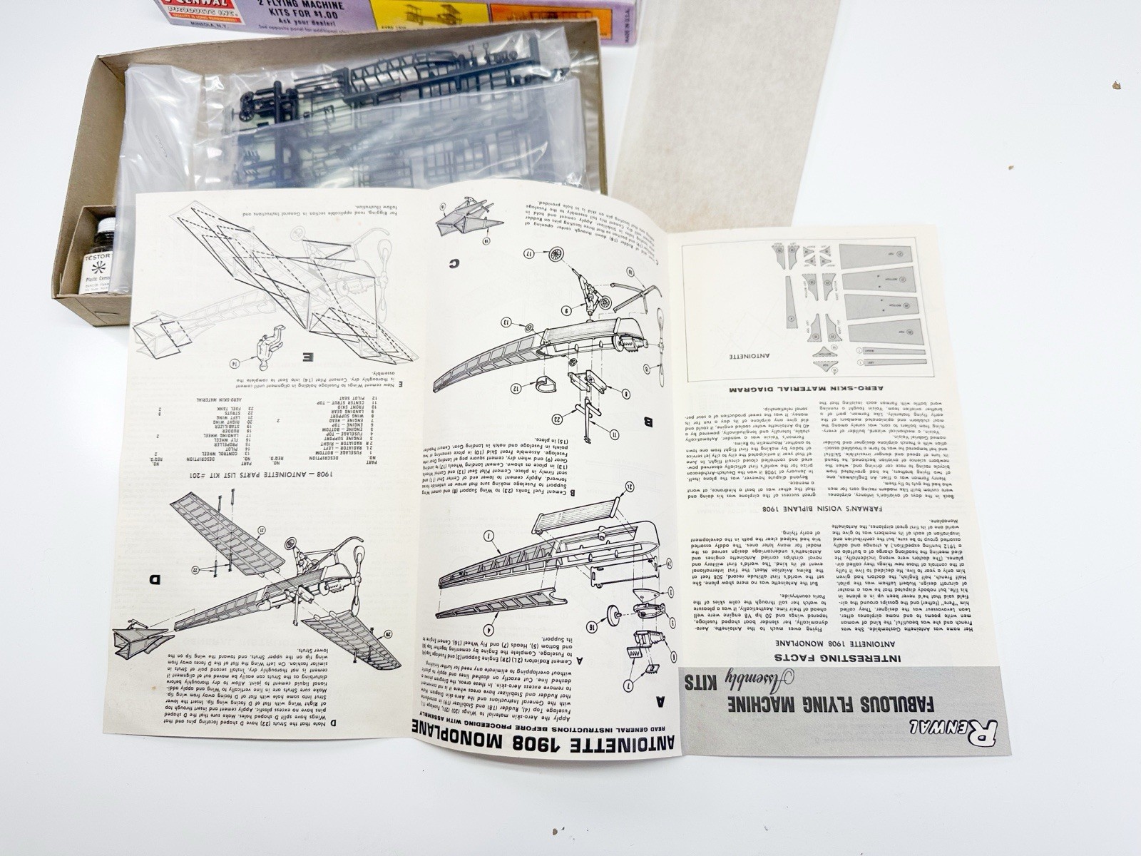 Renwal 1908 Antoinette Monoplane & Voisin Farman 1/72 Scale Plastic Model Kit