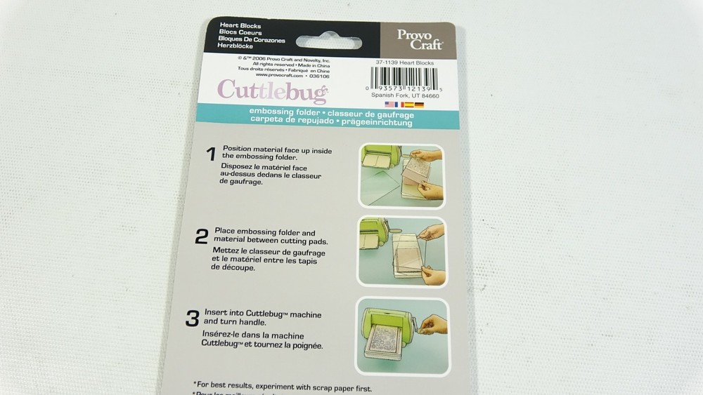 2006 Cuttlebug Provo Craft Embossing Folder Heart Blocks 37-1139