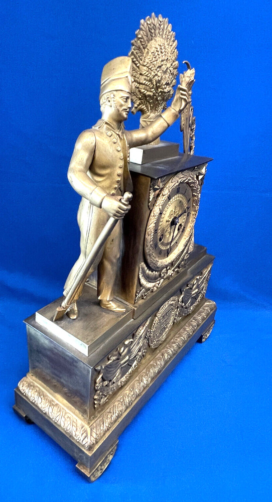 Antique French Gilded Bronze Silk Thread Mantel Clock *