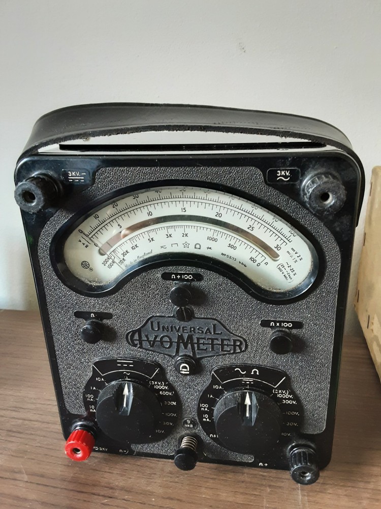 Avometer Model 9 Mk11. Universal. Instructions, Cables. Spares or repairs. Boxed