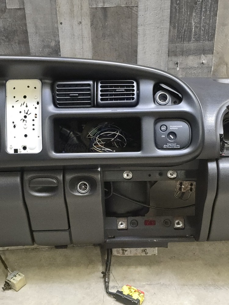 1998 98 Dodge RAM 1500 2500 Dashboard DASH CORE Structure Assembly Bezel AGATE