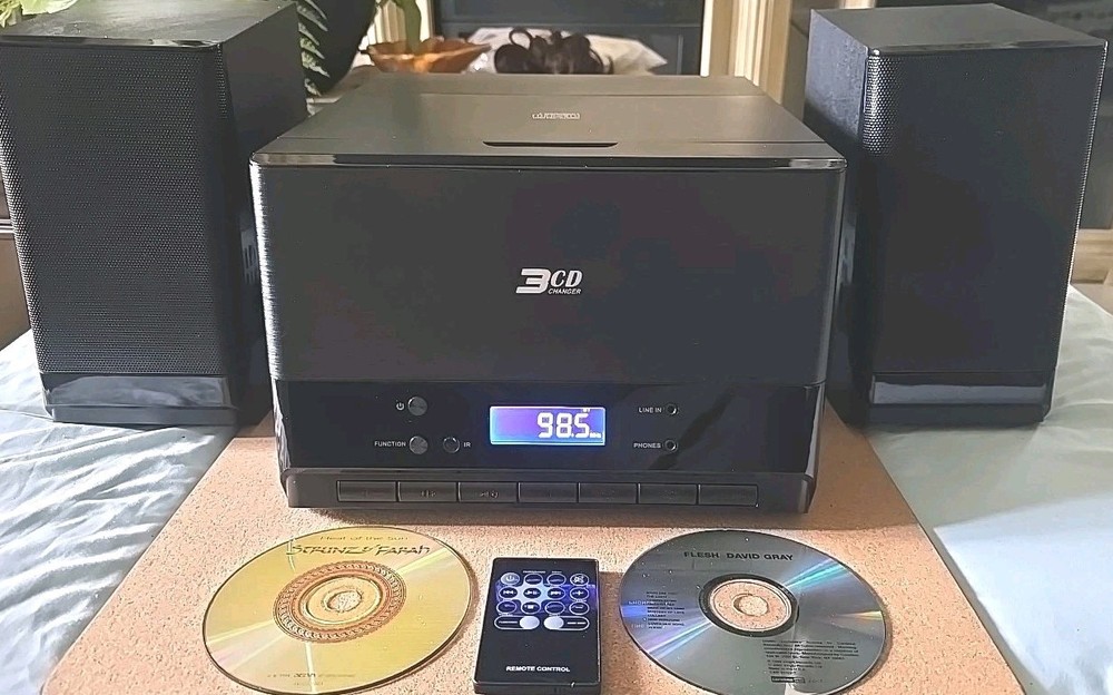 Blackweb 3CD Changer AM/FM Stereo | BLUETOOTH | AUX | CD Changer Not Working