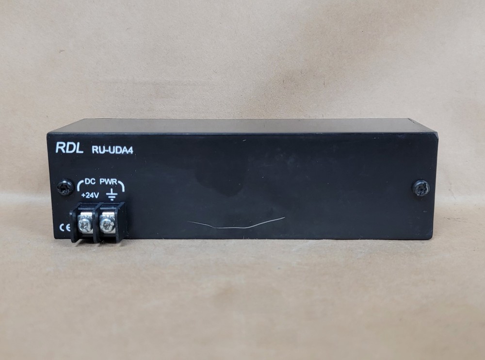 RDL RU-UDA4 2x4 Stereo Audio Distributor/Phono Jacks