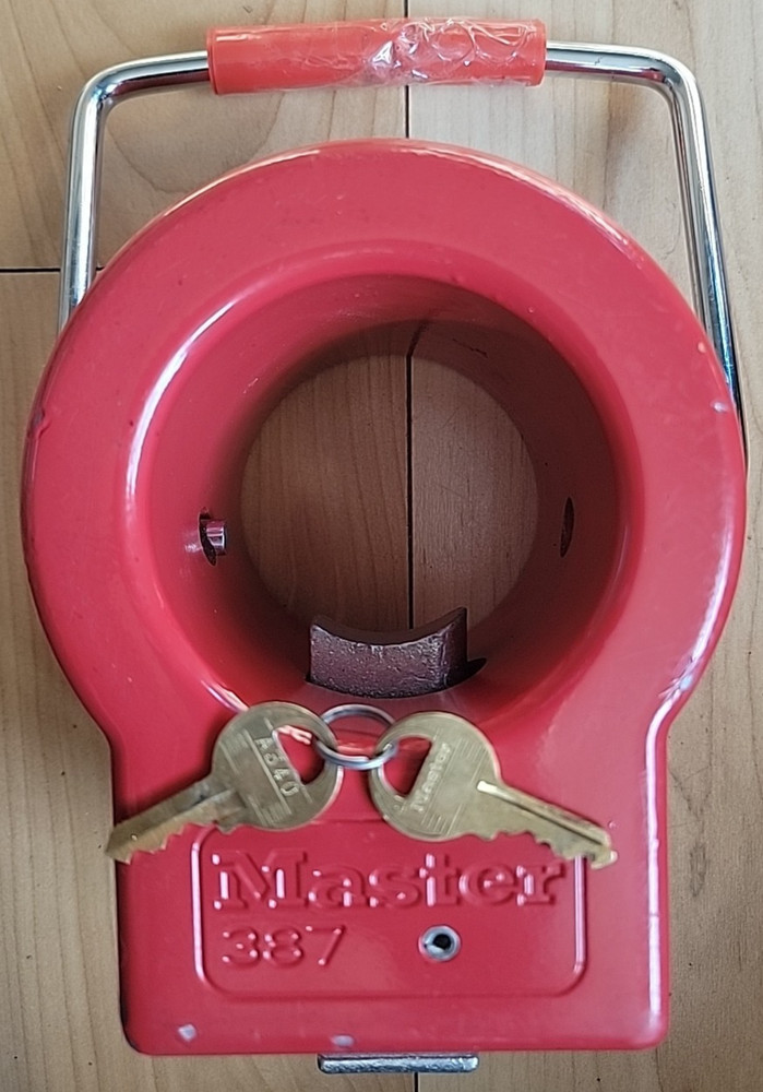 Master Lock 387 High Security King Pin Trailer Coupler Lock with Keys -- READ-