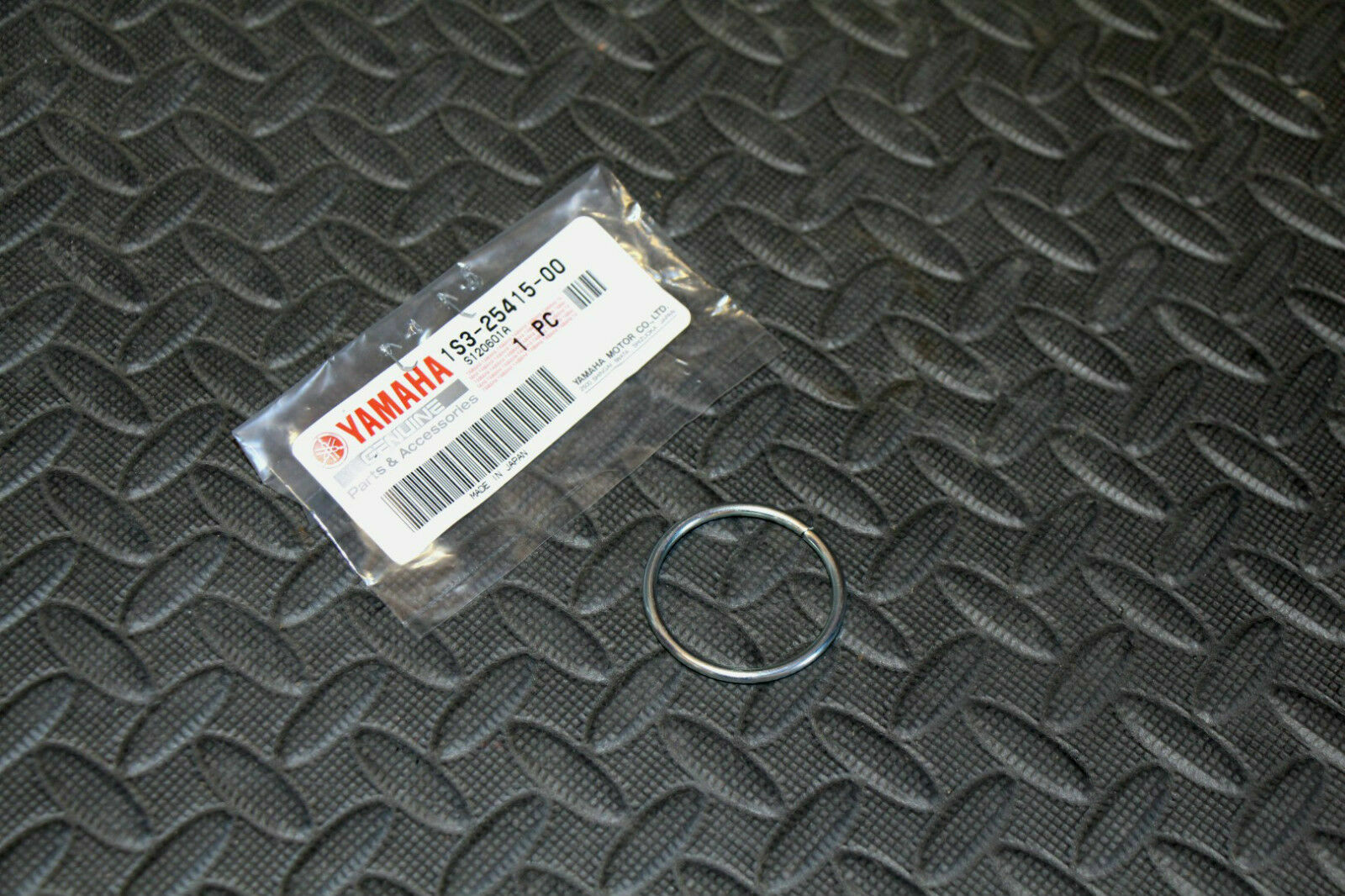 Axle CIRCLIP C RING clip for rear Yfz450 Raptor 700 YFZ 450 2004-2011