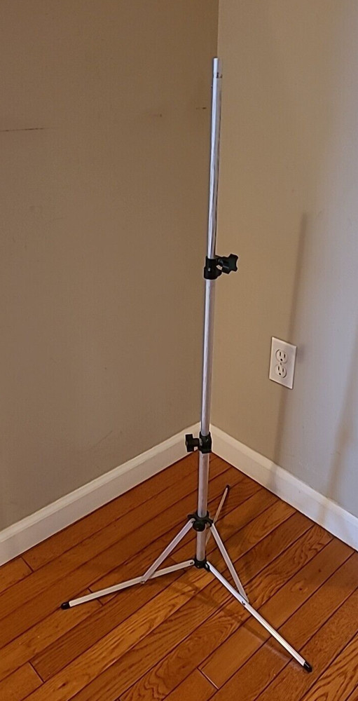 Vintage Small Compact Adjustable Aluminum Light Stand - Extends 16-44"