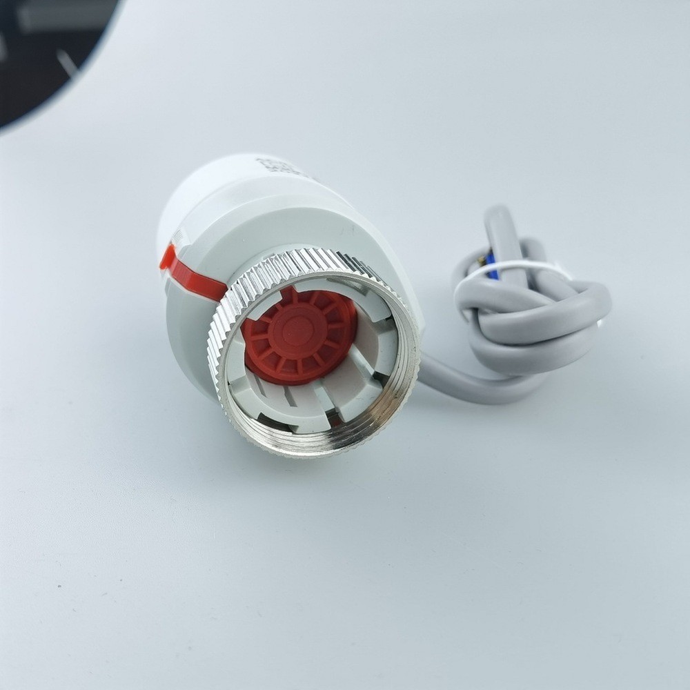 Underfloor Heating Installation 230V Actuator Underfloor Heating Plastic Housing