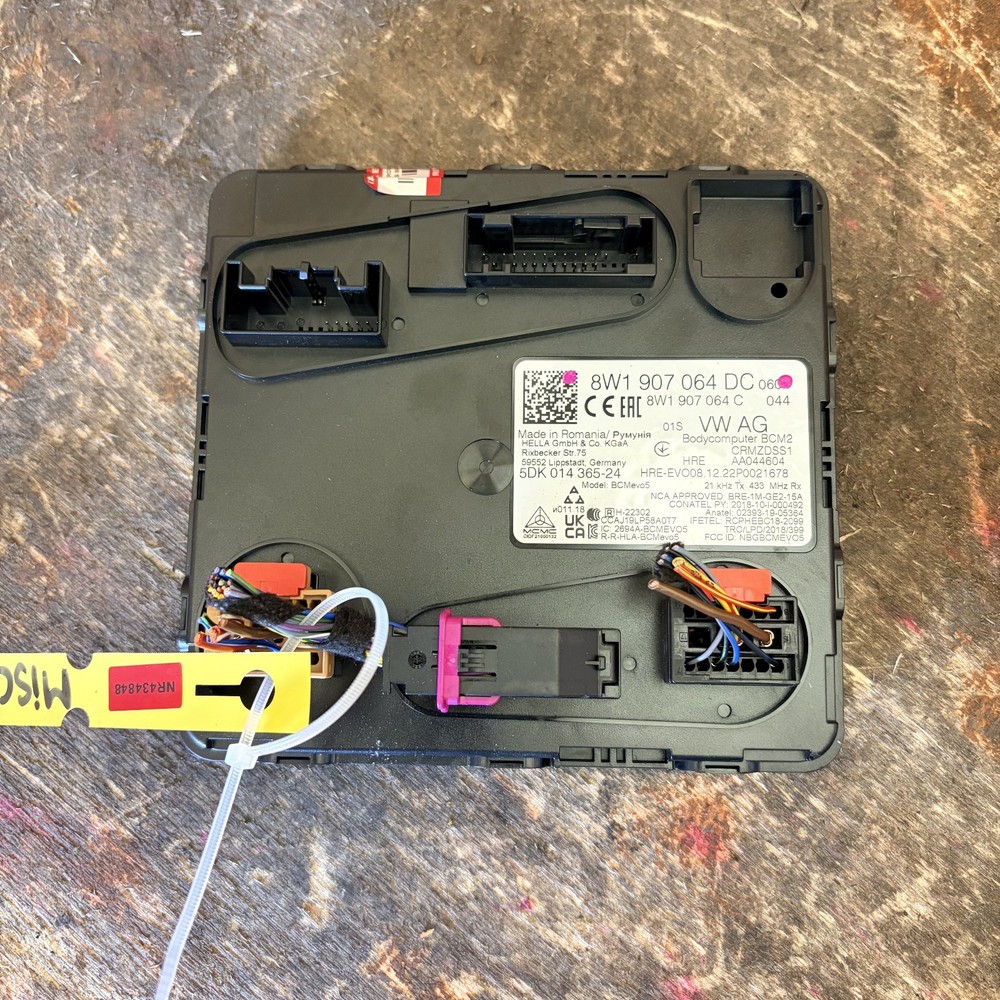 Audi A4 A5 Body Control Module Unit B9 2022 8W1907064DC