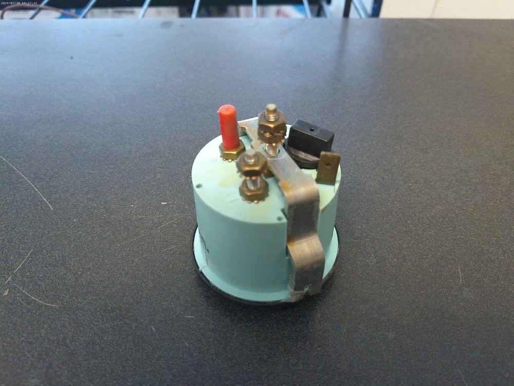 Sierra Amega 57901 2" Voltmeter BIN0374