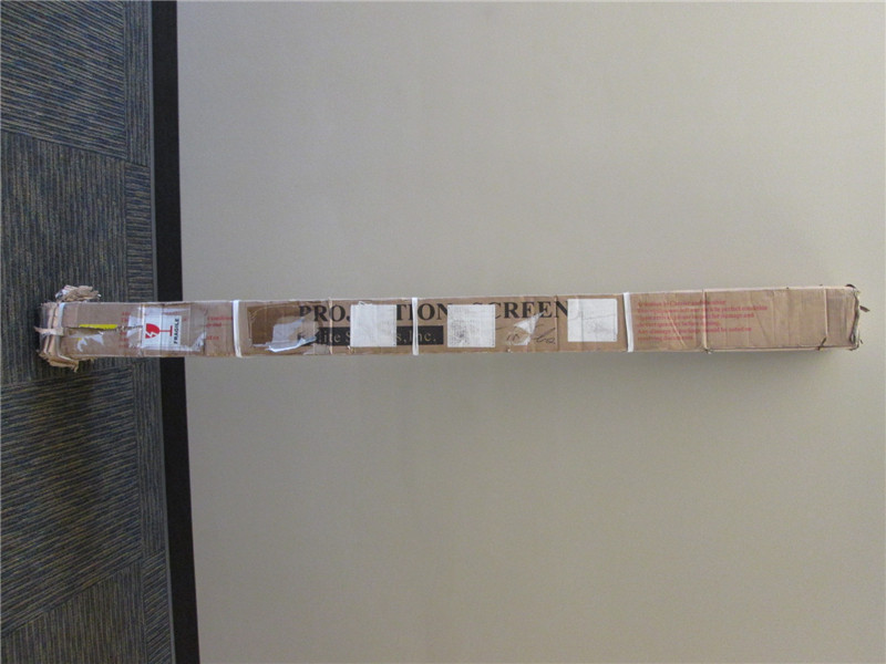 Elite Screens Manual Pull Down Screen 70 Inch Projector Screen New in Box