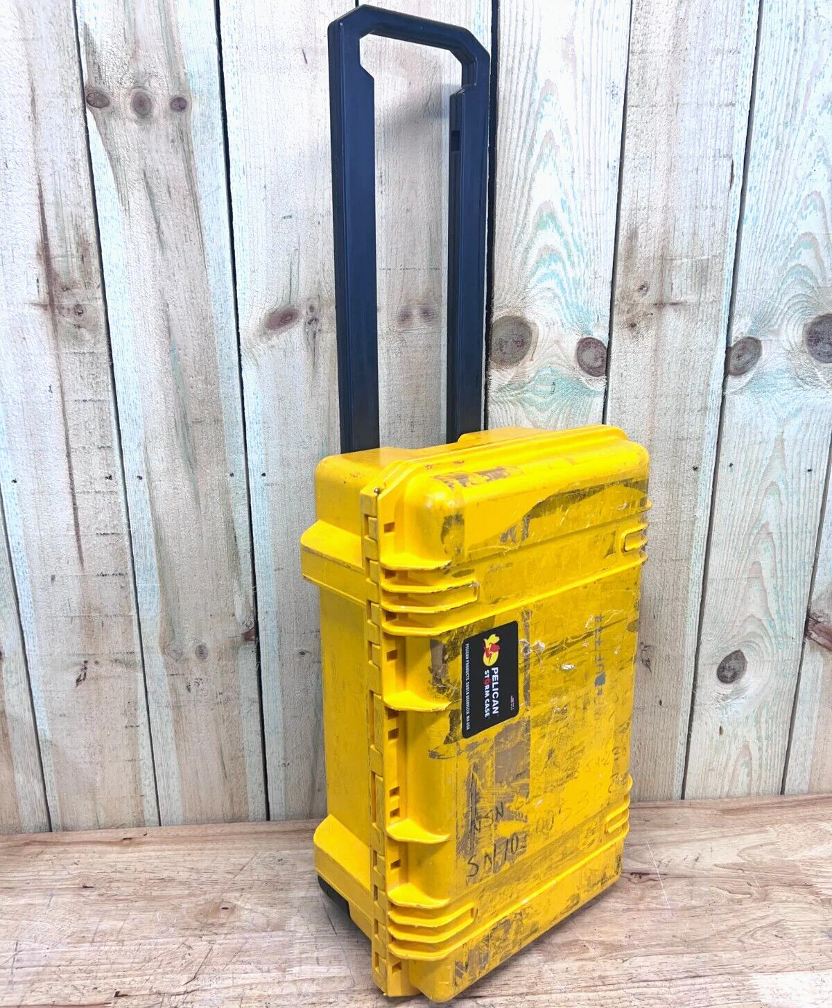 Pelican IM2500 Storm Case Waterproof Yellow Good Condition A/B