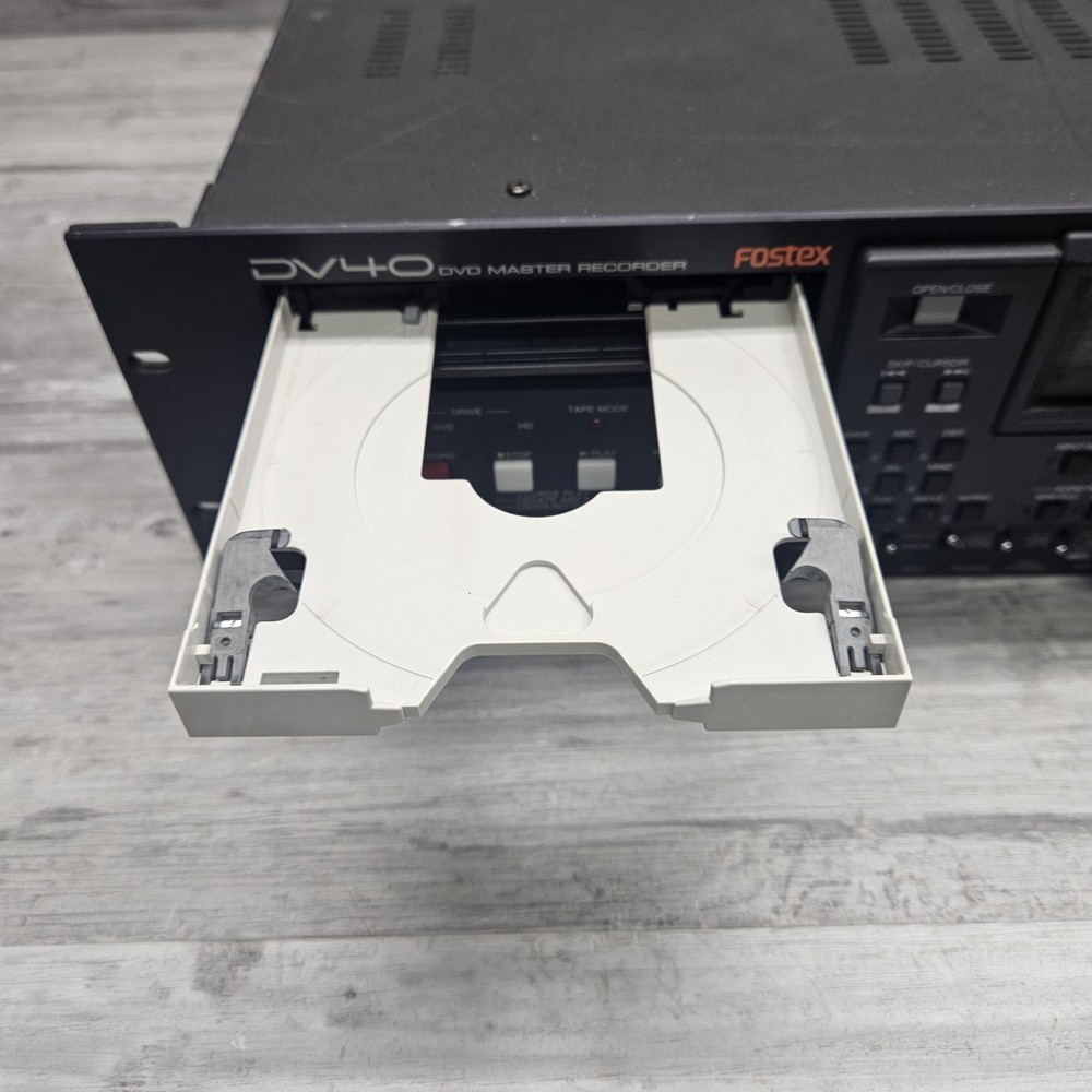 Fostex DV40 DVD-RAM Multitrack Recorder Pro Level Master Recorder