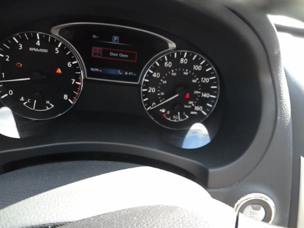 ALTIMA 2017 Fuse Box Cabin 104928359