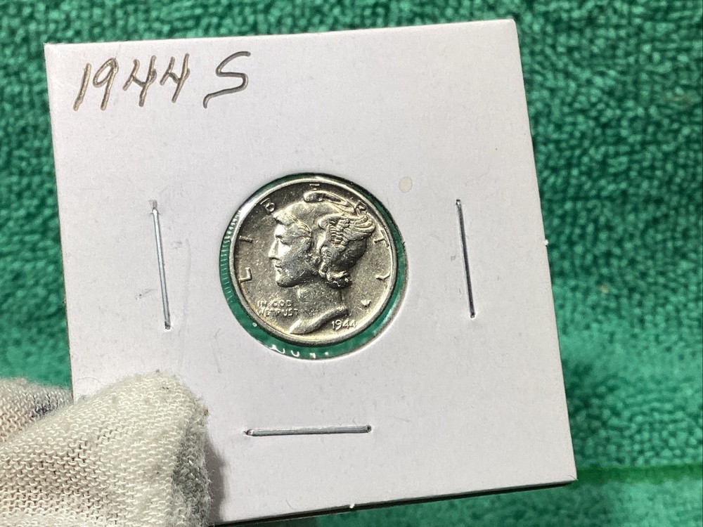 1944 S MERCURY DIME UNCIRCULATED 🍀