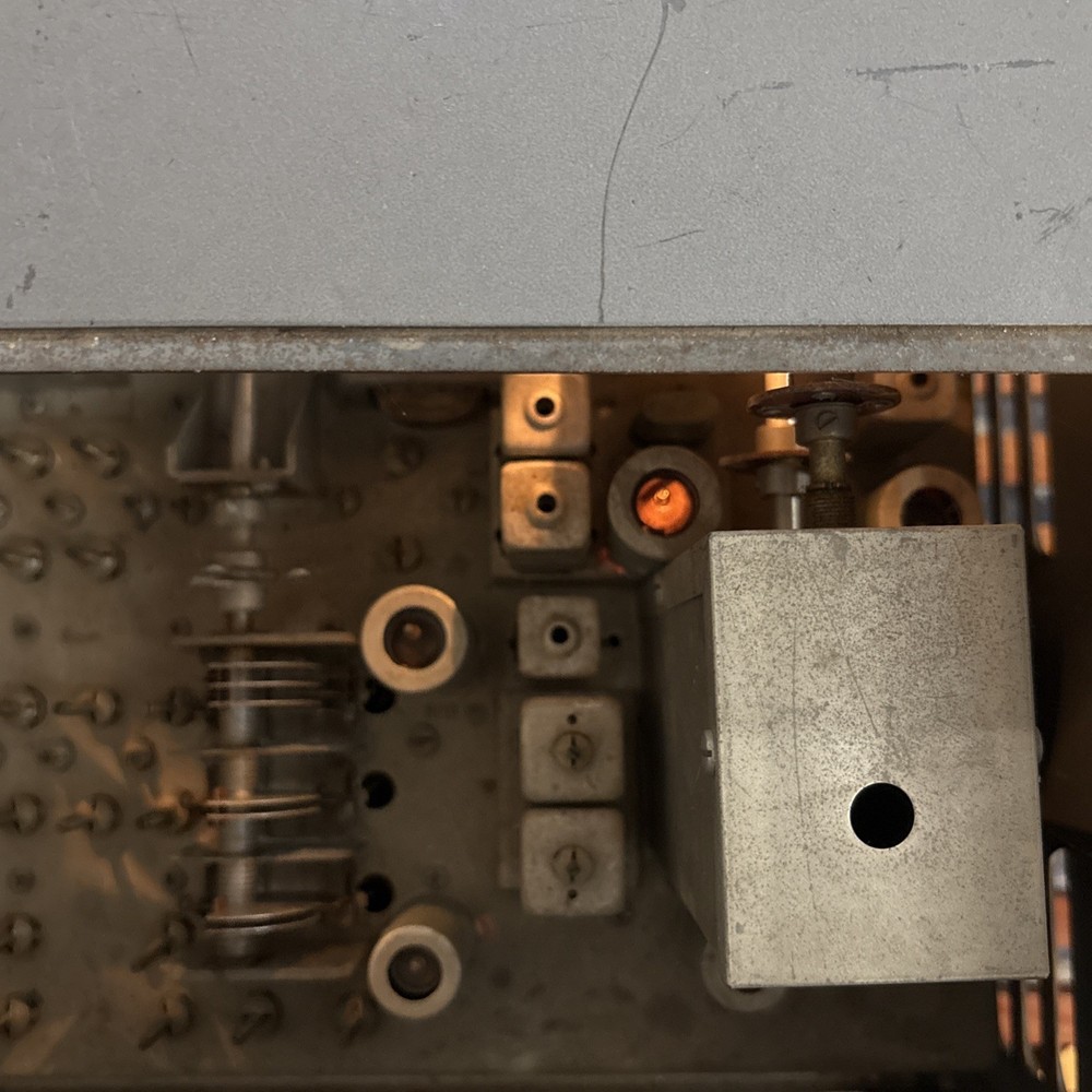 RME Electro-Voice 4350 Dual Conversion Ham Receiver – Powers On / Lights – AS-IS