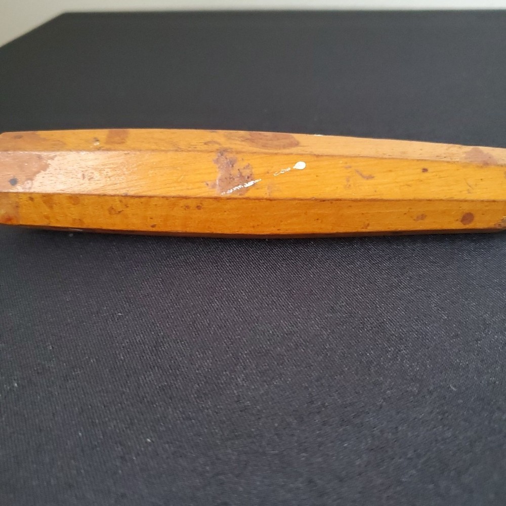 VINTAGE MARKED BUT UNKNOWN BEVEL EDGE CHISEL #4