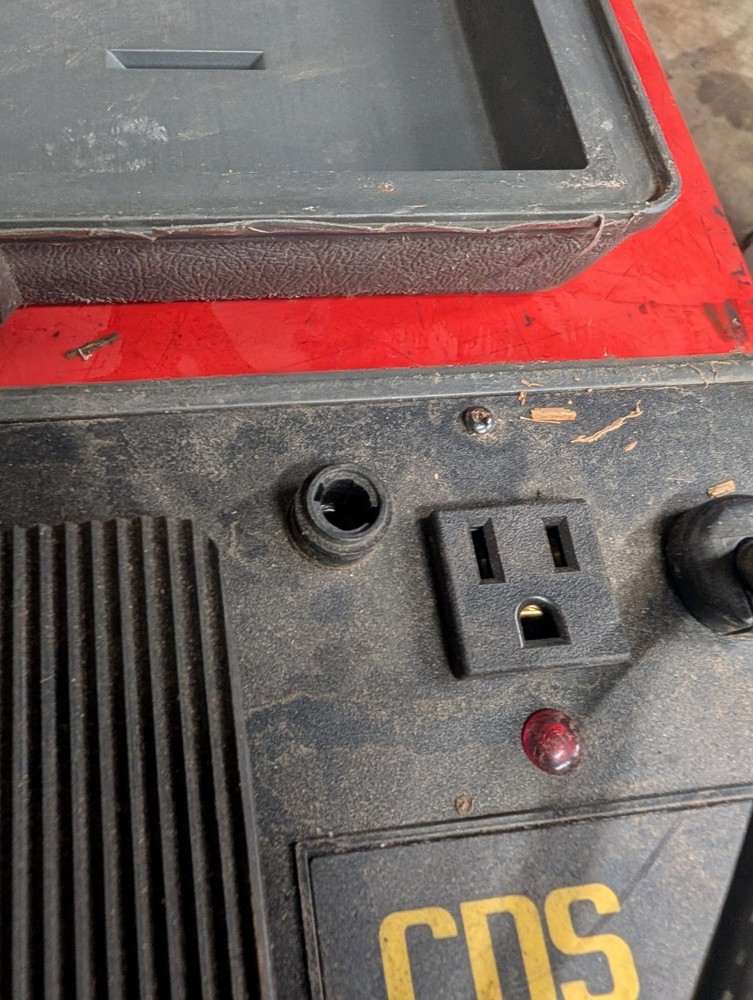 CPS COMPUTE-A-CHARGE Model CC700