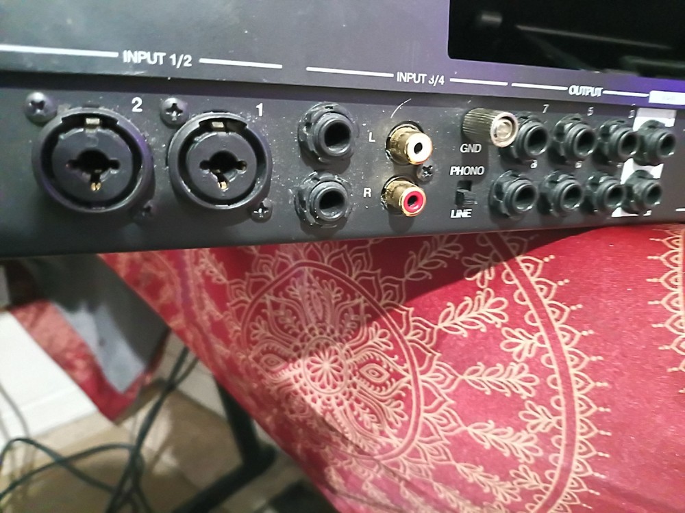 Akai Professional MPC-X Standalone Sampler & Sequencer with Touchscreen Display