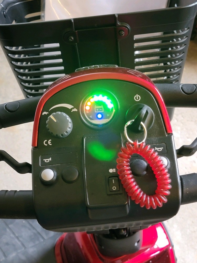 Pride Mobility Electric Scooter with Key & Speed Control