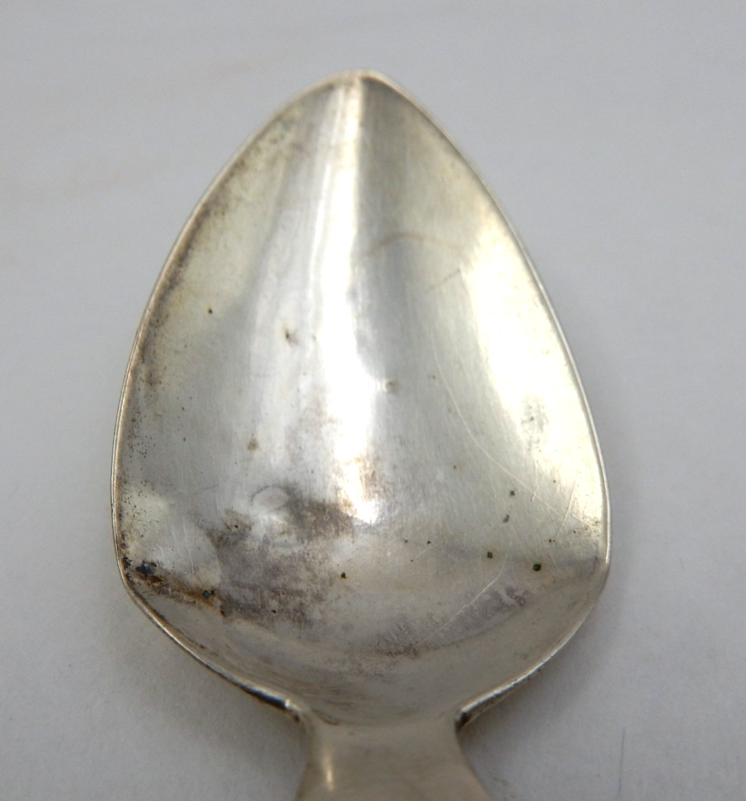 ANTIQUE N. HOWARD & SON MONOGRAMMED "AMR" PURE COIN SILVER SPOON, 13 GRAMS