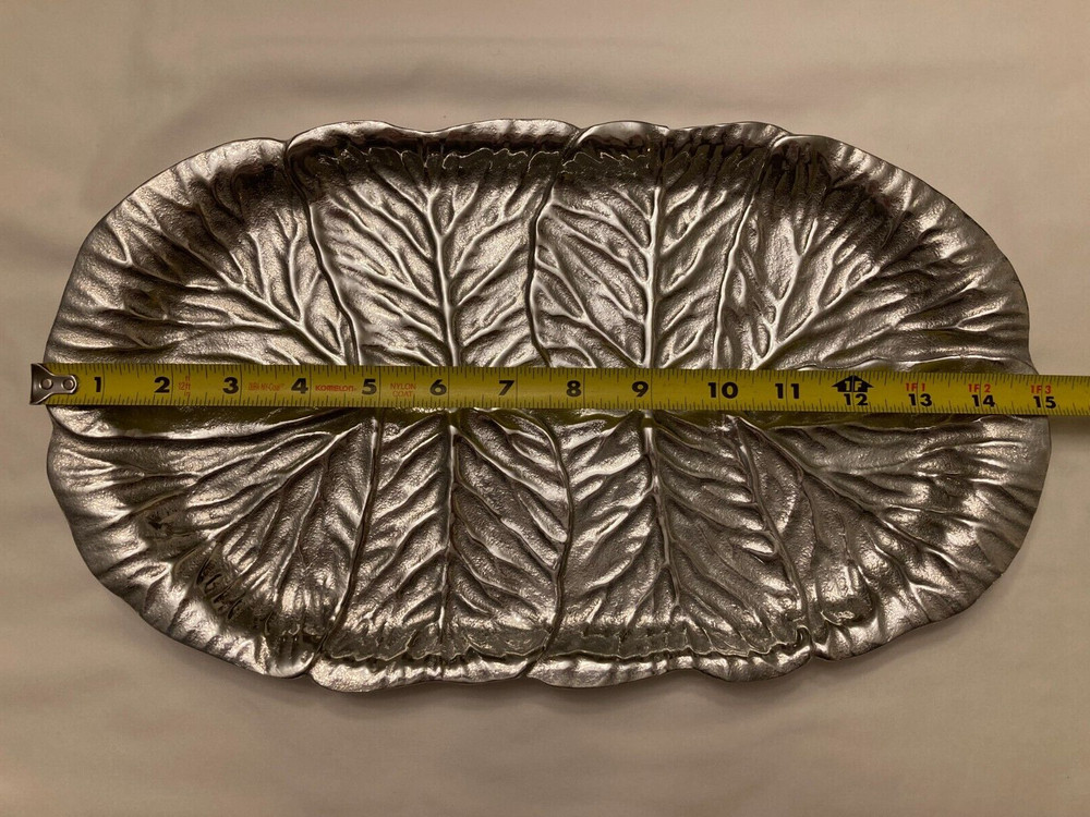 Wilton Mount Joy, PA Cabbage Leaf Rectangular Metal Platter 15" x 9"